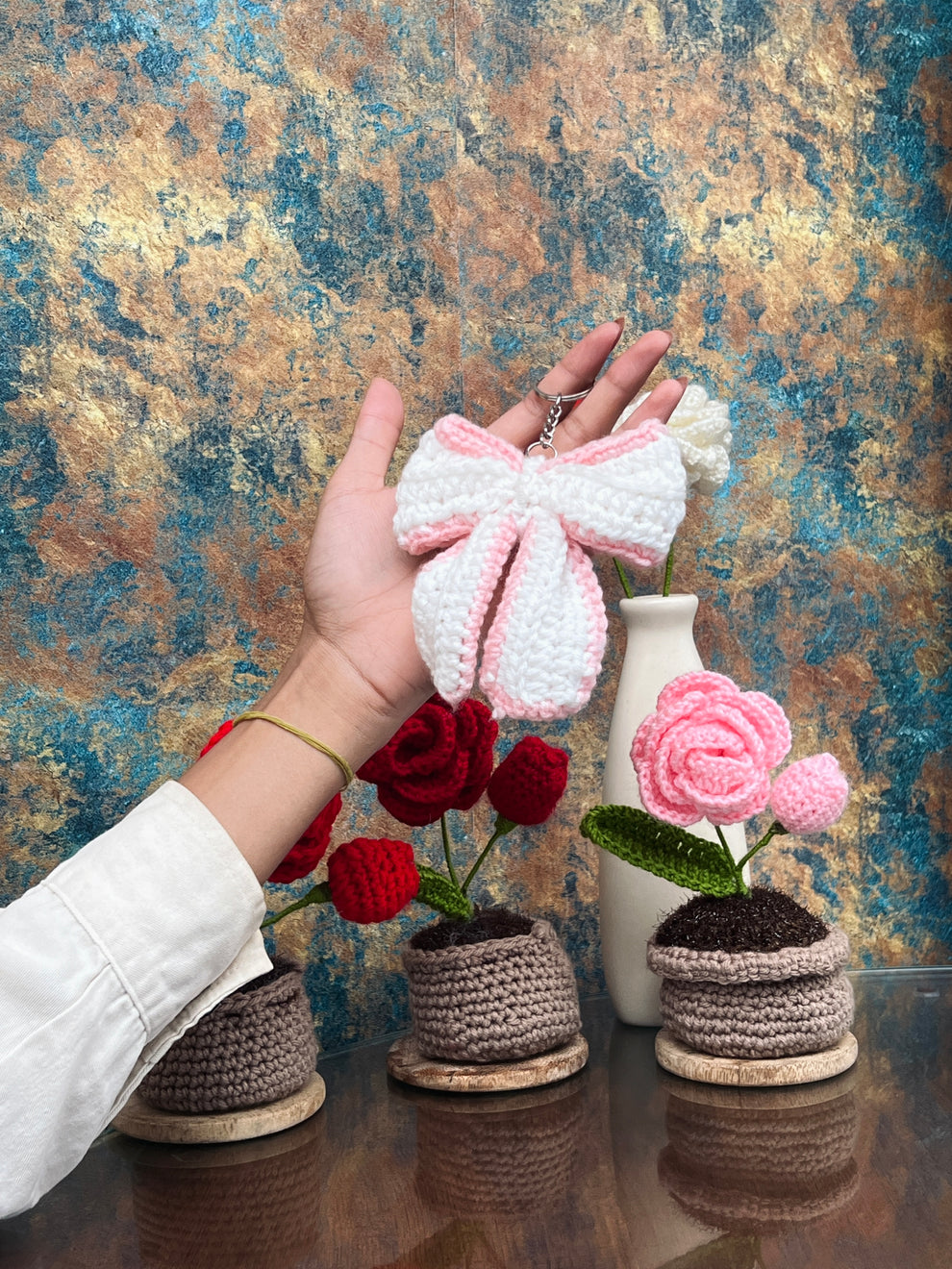 CROCHET BOW KEYCHAIN HANDCRAFTED (white & pink)